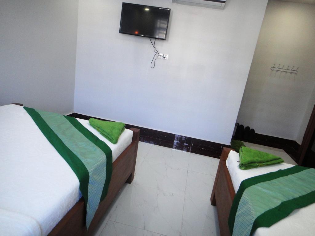Marany Guesthouse Kampot Bagian luar foto