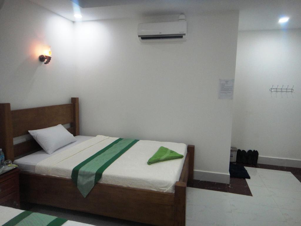Marany Guesthouse Kampot Ruang foto