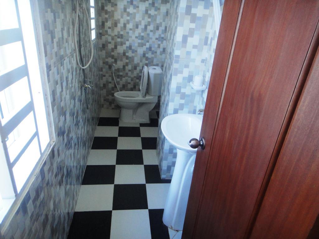 Marany Guesthouse Kampot Ruang foto