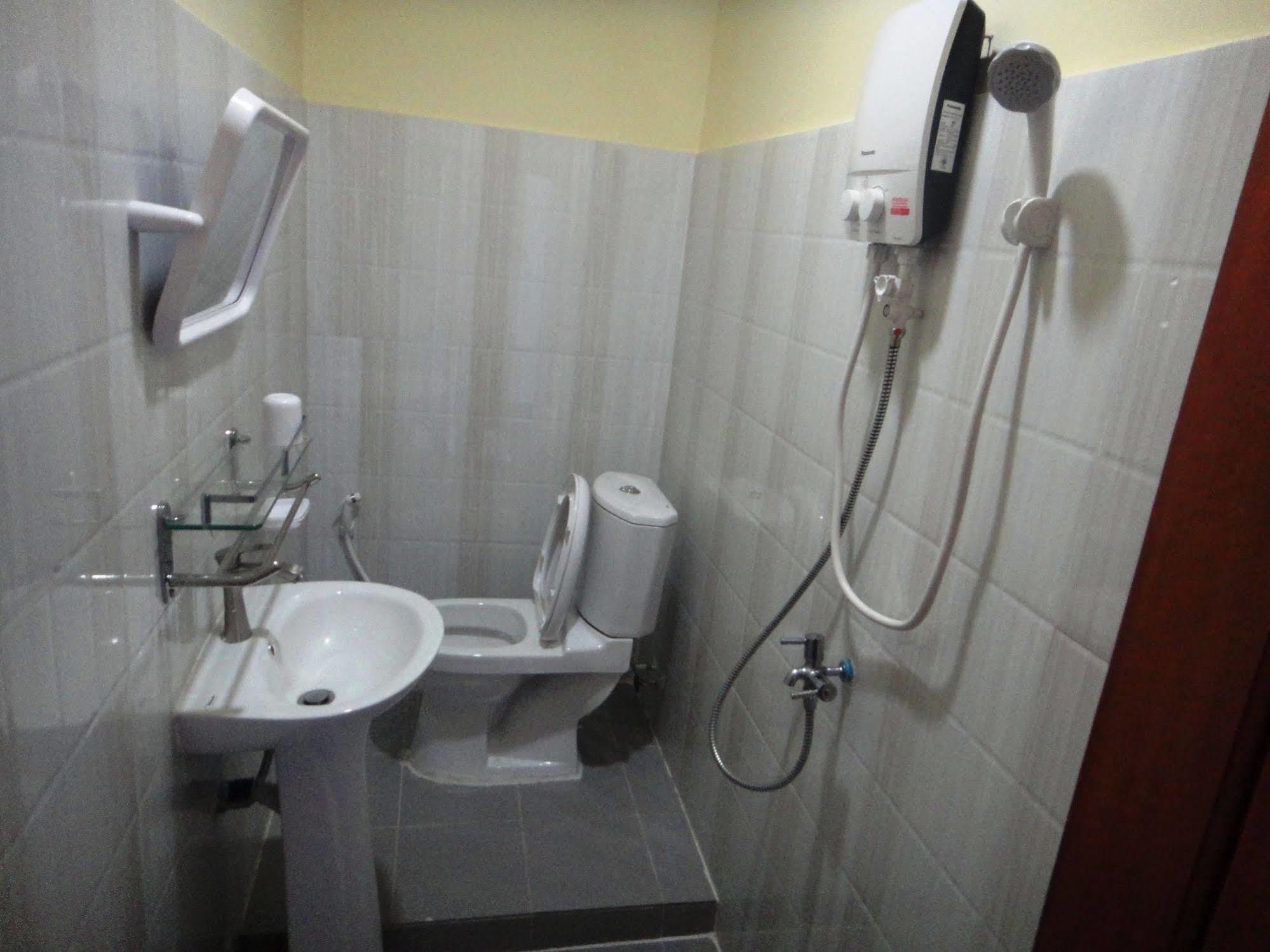 Marany Guesthouse Kampot Bagian luar foto